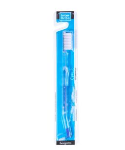 Cepillo dental para ortodoncia